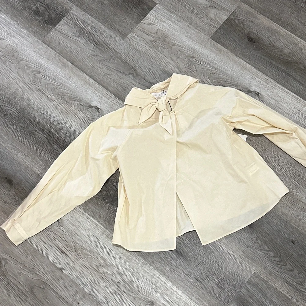 Zara‎ Cream Women's Blazer with Bow Detail